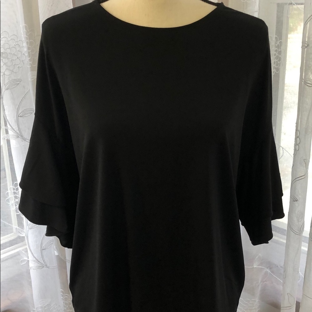 🎄 George black ruffle sleeve shirt SZ M